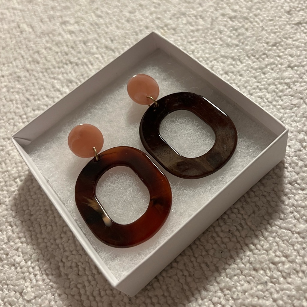Flash Saleisalis Tortoise Hoops 18$